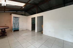 ASA-ECONOMICA-EN-BARRIO-LA-MERCED-PUYO-Rizzo-Propiedades-Vende