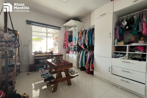 CASA EN VENTA BARRIO EL RECREO PUYO Rizzo Propiedades