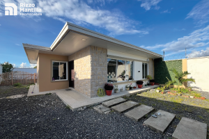 CASA EN VENTA BARRIO EL RECREO PUYO Rizzo Propiedades