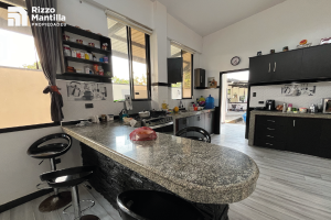 CASA QUINTA EN PUYO Rizzo Propiedades vende