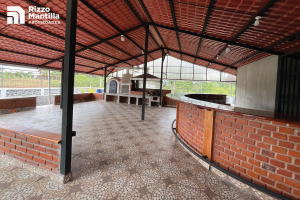 CASA QUINTA EN PUYO VIA MACAS Rizzo Propiedades vende