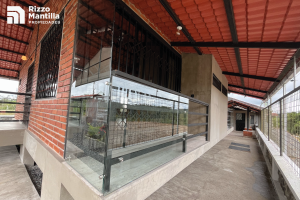 CASA QUINTA EN PUYO VIA MACAS Rizzo Propiedades vende